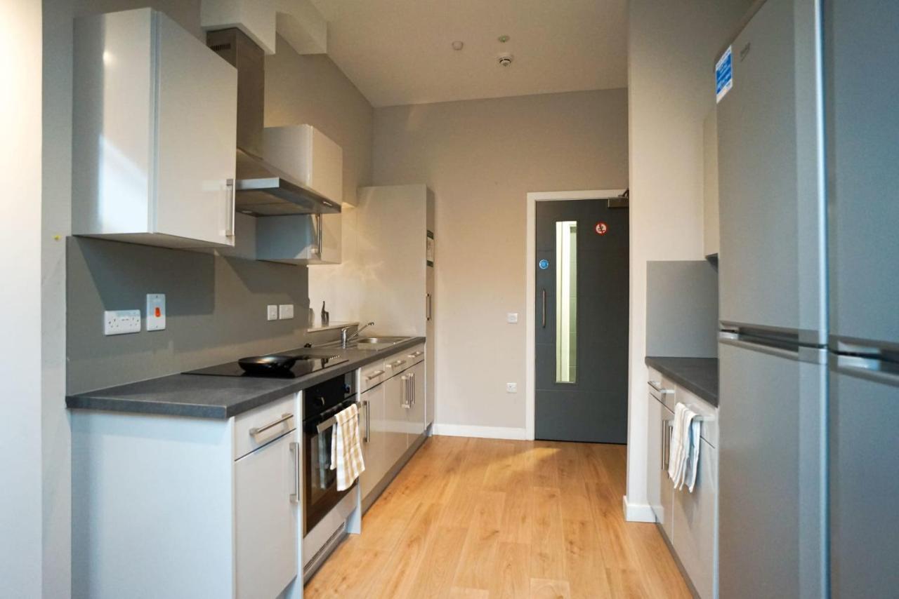 1 Bedroom Apartments, Studios And Ensuite Bedrooms With Shared Kitchen At Centro House In 斯特灵 外观 照片